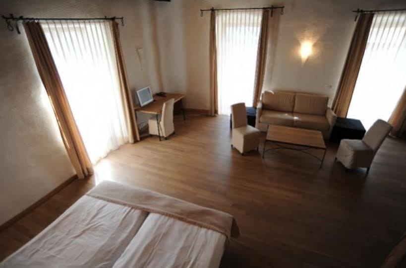 Hotel Restaurant Rathaus 툰 외부 사진