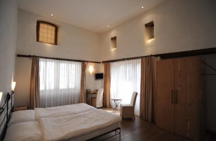 Hotel Restaurant Rathaus 툰 외부 사진